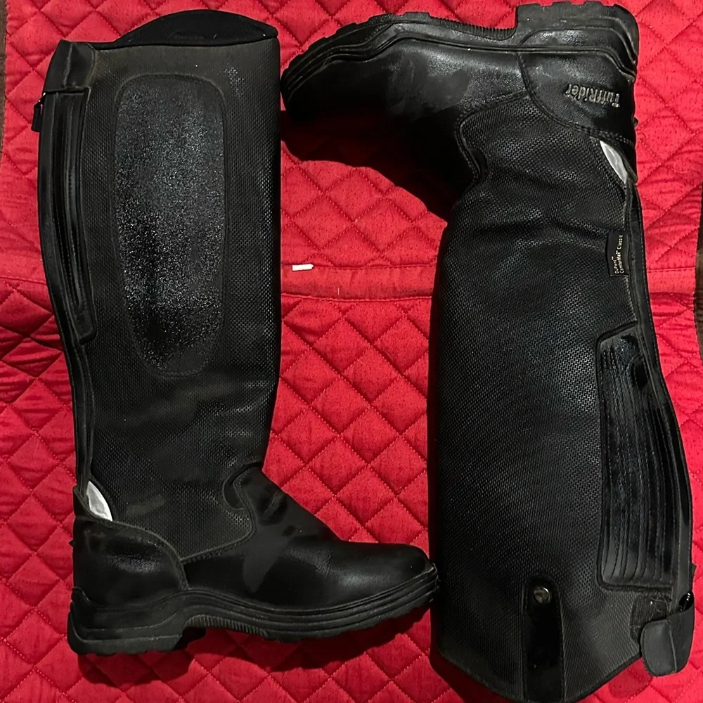 TuffRider Women's Black winter boots